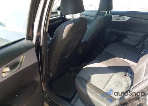 2024 Kia Forte Lx из США, поврежденный, VIN 3KPF24AD7RE806029